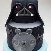 Angry Bird Star Wars Cake