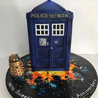 Tardis Cake Dr Who Cake By Talk Of The Town Cakes Cakesdecor