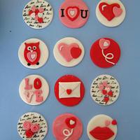 Valentine day cupcake toppers