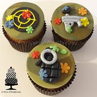 Paint Ball Cake & Cupcakes