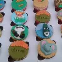 Safari and Jungle themed cupcakes