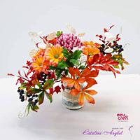 Fall free formed sugar flowers arrangement 