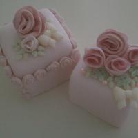Rose Garden Mini Cakes