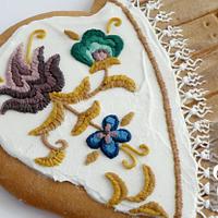 Cumanian Embroidery - white
