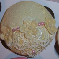 Vintage Pink & Cream Cupcakes