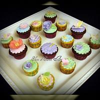 Spring Time Mini Cupcakes