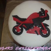 Cake with the image of a motorcycle