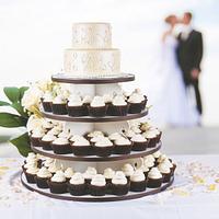 Order Custom Cake For Weddings and Birthdays