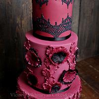 Fashion-Inspired Wedding Cake 