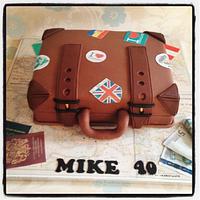 Suitcase 40th birthday cake