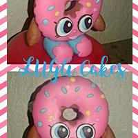 Shopkins cake & toppers