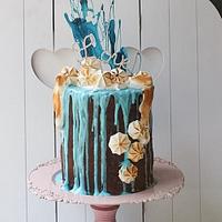 Love drip cake
