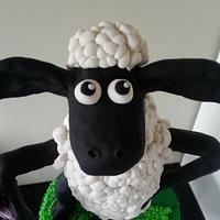 Shaun the Sheep with Skateboard