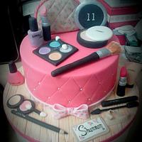 Make up - Cake by SugarMagicCakes (Christine) - CakesDecor