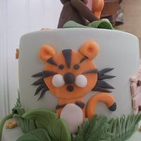 Jungle themed cake 