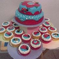 lady bug and bubble bee cake