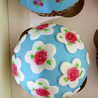 Cath kidston style cupcakes