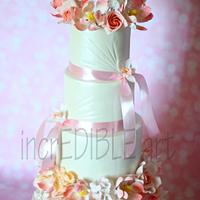 Mirage- Tall Wedding cake