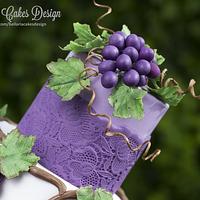 Vineyard wedding cake featured in the Cake Central Magazine 