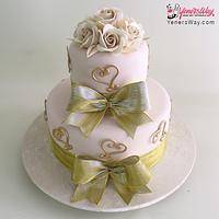 Gold Bows & Hearts Wedding Cake