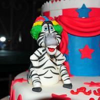 Madagascar 3 cake