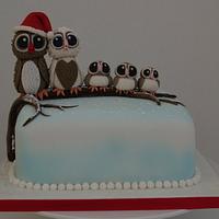 Owl Family Christmas cake