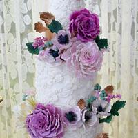 Shabby Chic wedding cake and sweet table