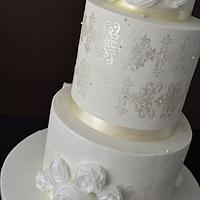 The Sugar Nursery's Wafer Paper Rose Wedding Cake