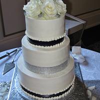 Crystal and Navy buttercream wedding cake
