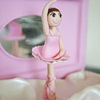 Ballerina music box cake 