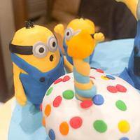 Minion cake