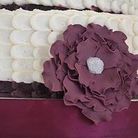Petal wedding cake 