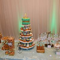 Mint and gold sweet table
