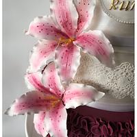 Lilies and Pearly Wedding Cake 