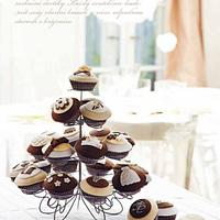 Wedding cupcakes as featured in Gurmet magazine