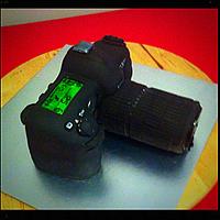 Digital camera cake