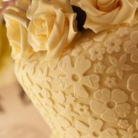 Rose and floral embossing wedding cake