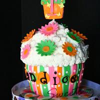 Giant Cupcake Cake