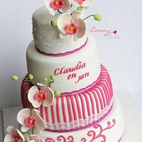 orchid pink wedding cake