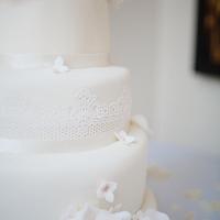 Rose and Lace Wedding Cake
