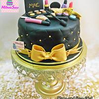 Black and gold make up cake