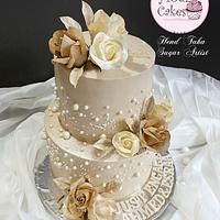 Dress-like Engagement Cake 😍