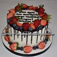 Strawberry chocolate drip cake
