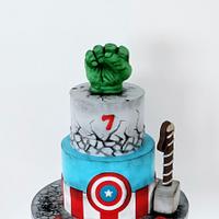 Avenger birthday cake
