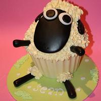 Shaun The Sheep Giant Cupcake