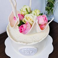 Isomalt sail flower cake 
