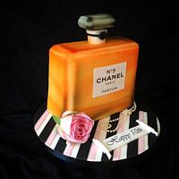 Chanel No.5 perfume cake 