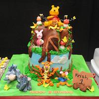 Pooh Cake...The Customer Was Unhappy ;0( "Not enough detail".