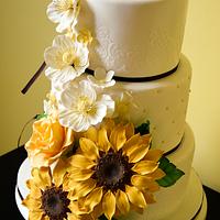 Sweet Wedding cake :) - Decorated Cake by Julie's Sweet - CakesDecor