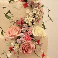 Cottage Garden Flowers Wedding Cake